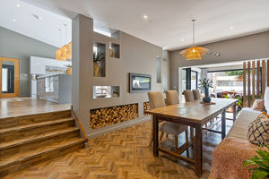 Photo 14- click for photo gallery